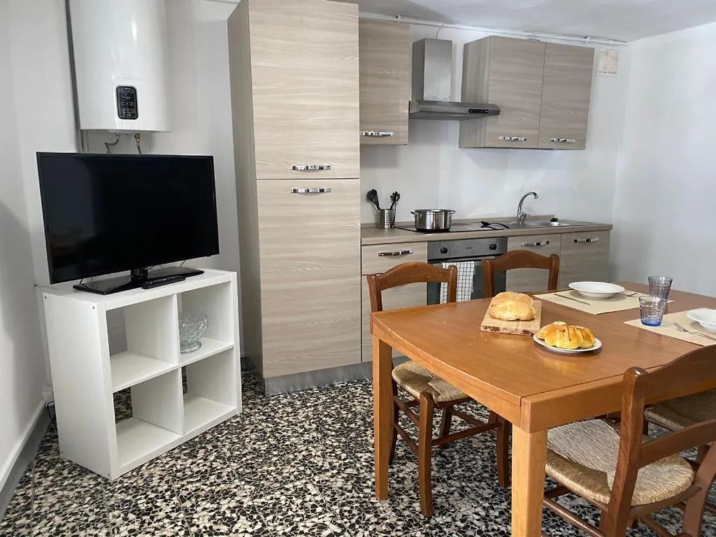 Apartment Casa Vacanze Da Nonna Beatrice - Camino Parzanica