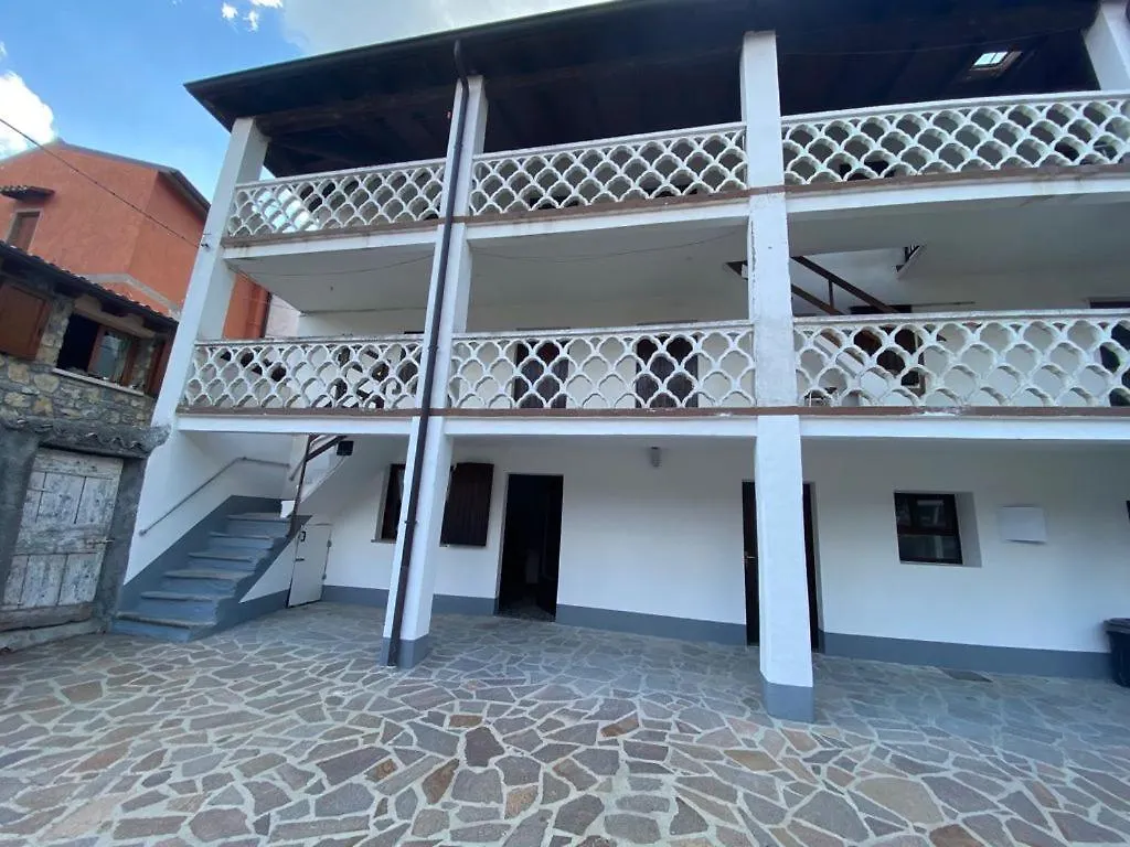 Apartment Casa Vacanze Da Nonna Beatrice - Camino Parzanica